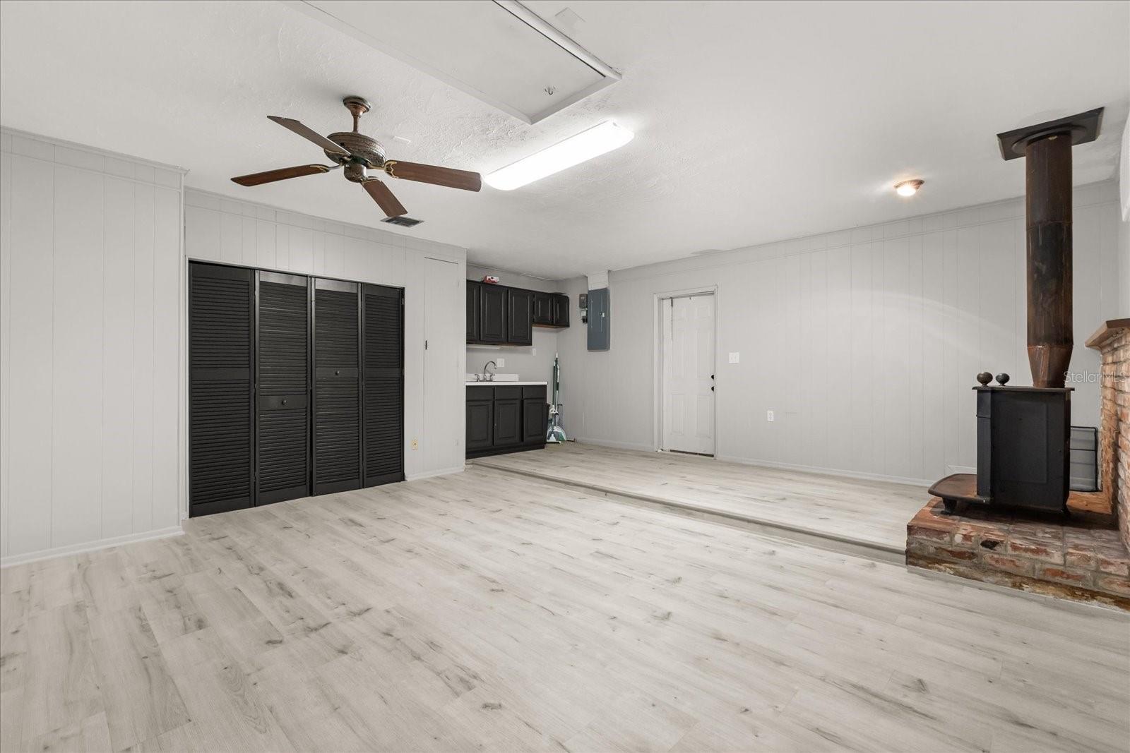 Image 11 of 29 For 3642 Periwinkle Drive