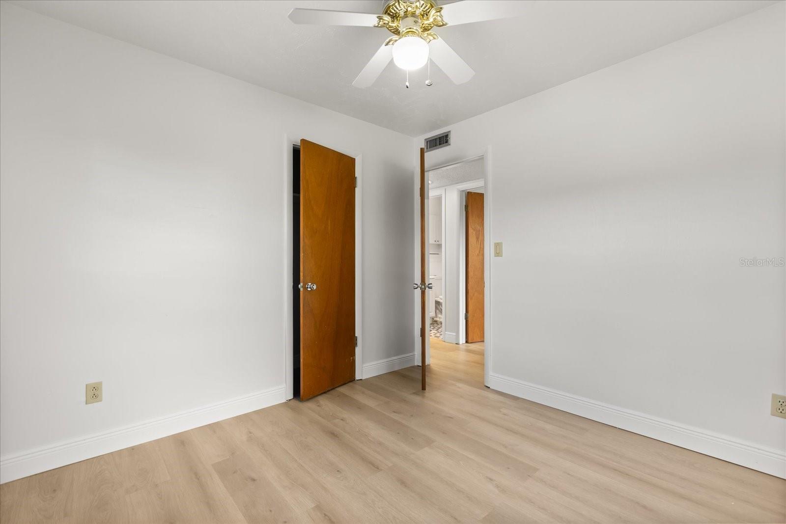 Image 17 of 29 For 3642 Periwinkle Drive