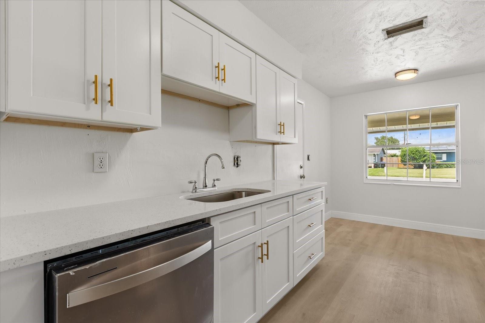 Image 8 of 29 For 3642 Periwinkle Drive