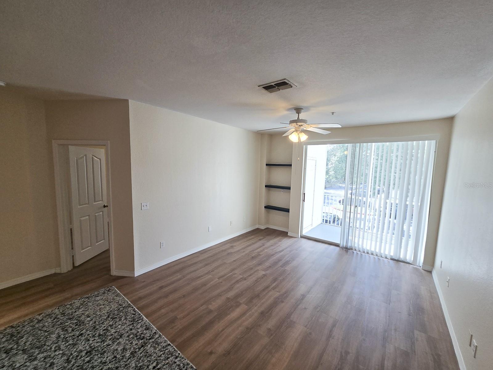 Image 11 of 34 For 2651 Maitland Crossing Way 205