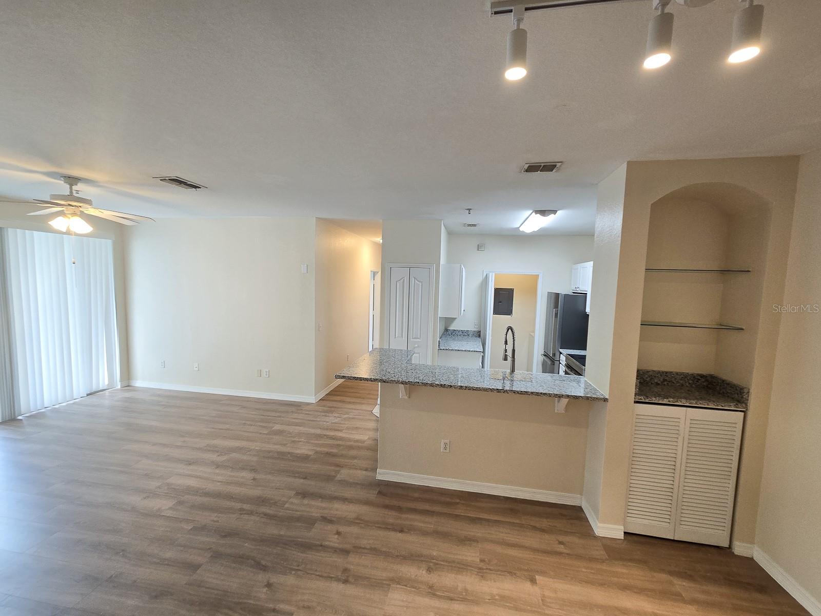 Image 4 of 34 For 2651 Maitland Crossing Way 205