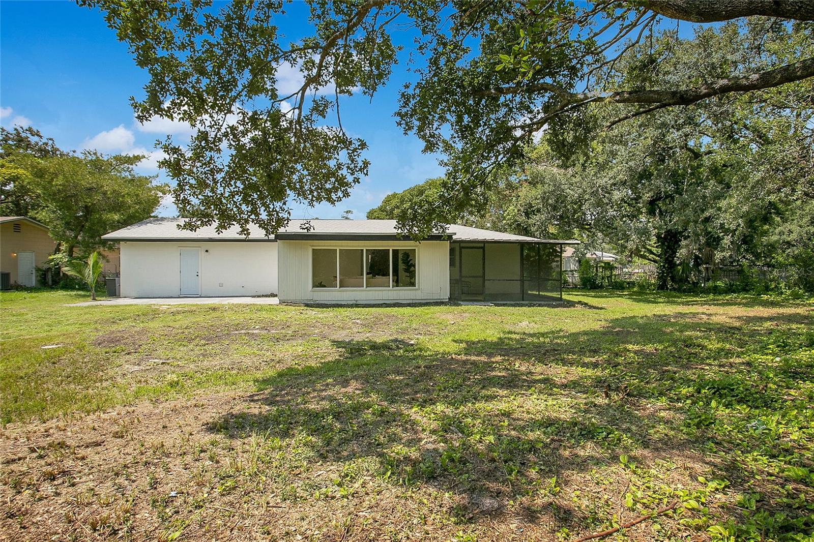 Image 24 of 33 For 1914 Bonanza Court