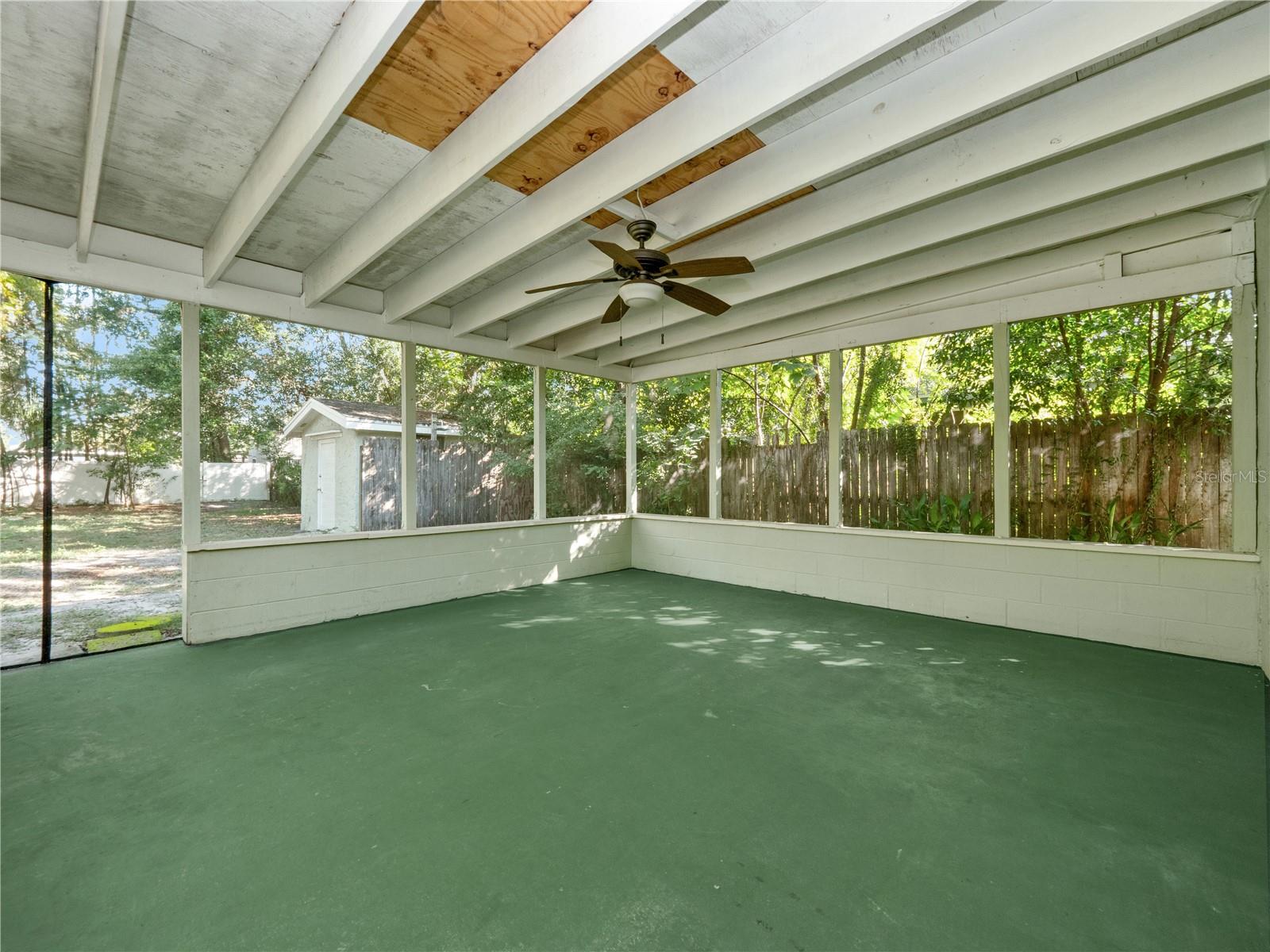 Image 19 of 26 For 1919 Azalea Avenue