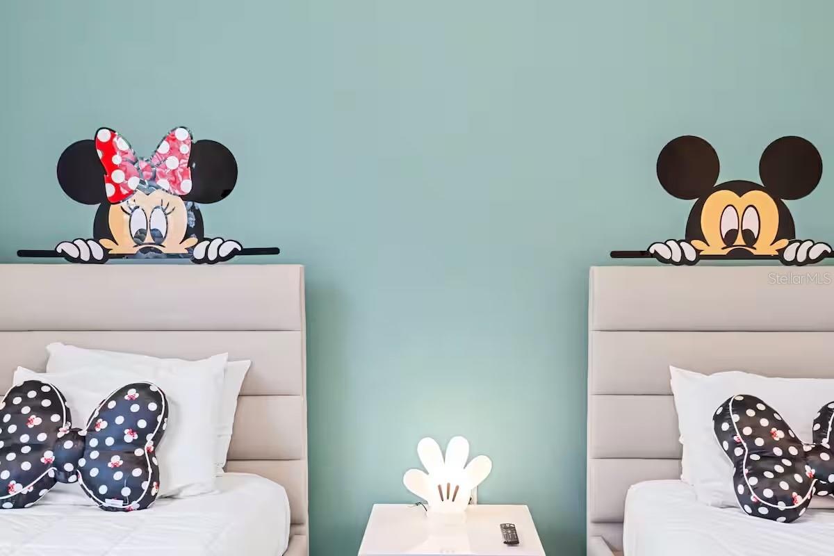 Image 28 of 61 For 2402 Dubai Street