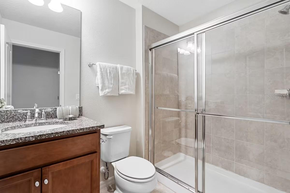 Image 34 of 61 For 2402 Dubai Street