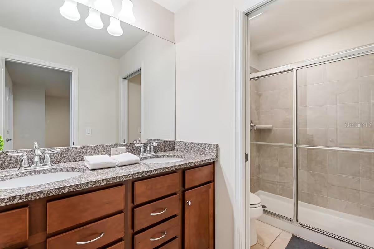 Image 35 of 61 For 2402 Dubai Street