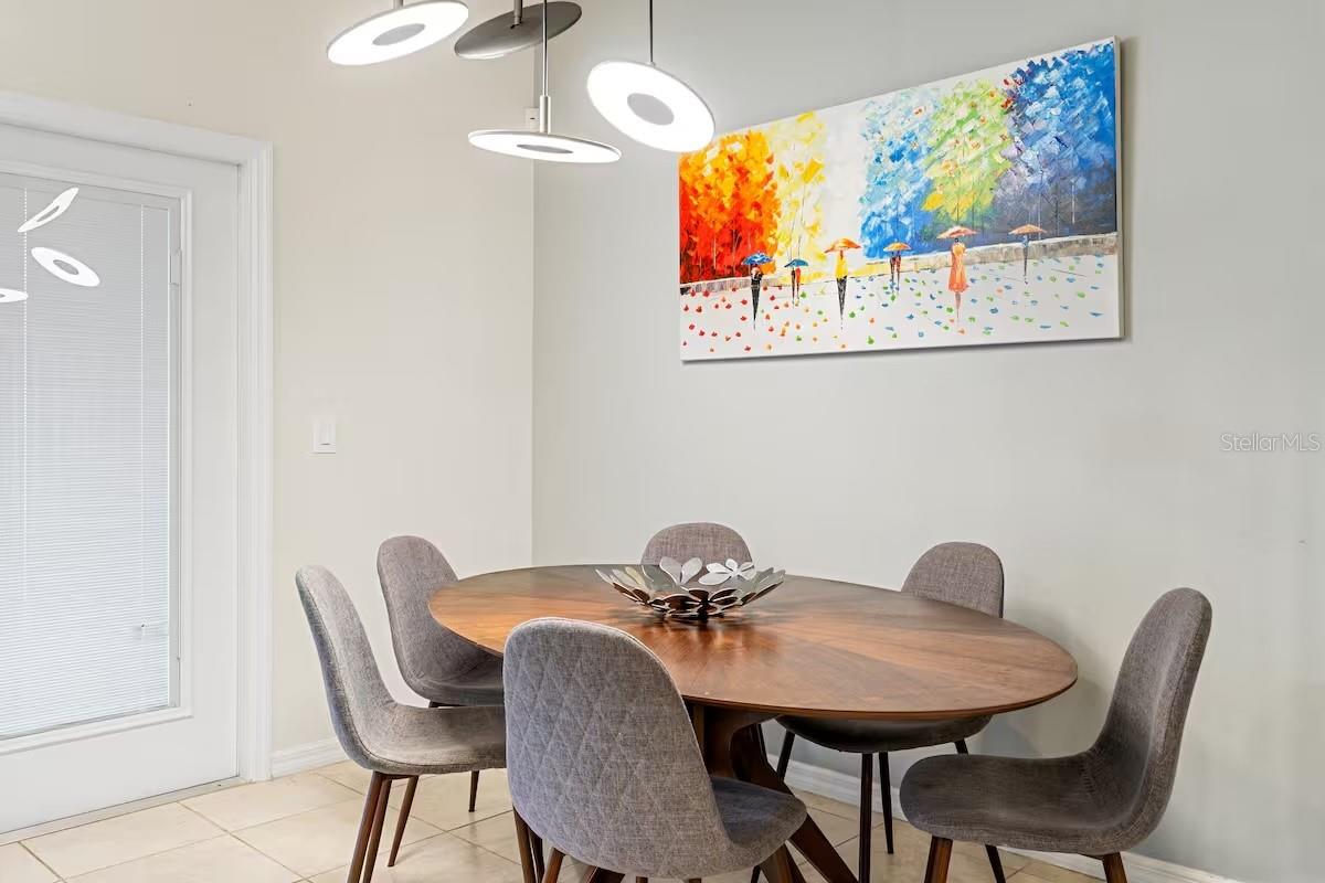 Image 41 of 61 For 2402 Dubai Street