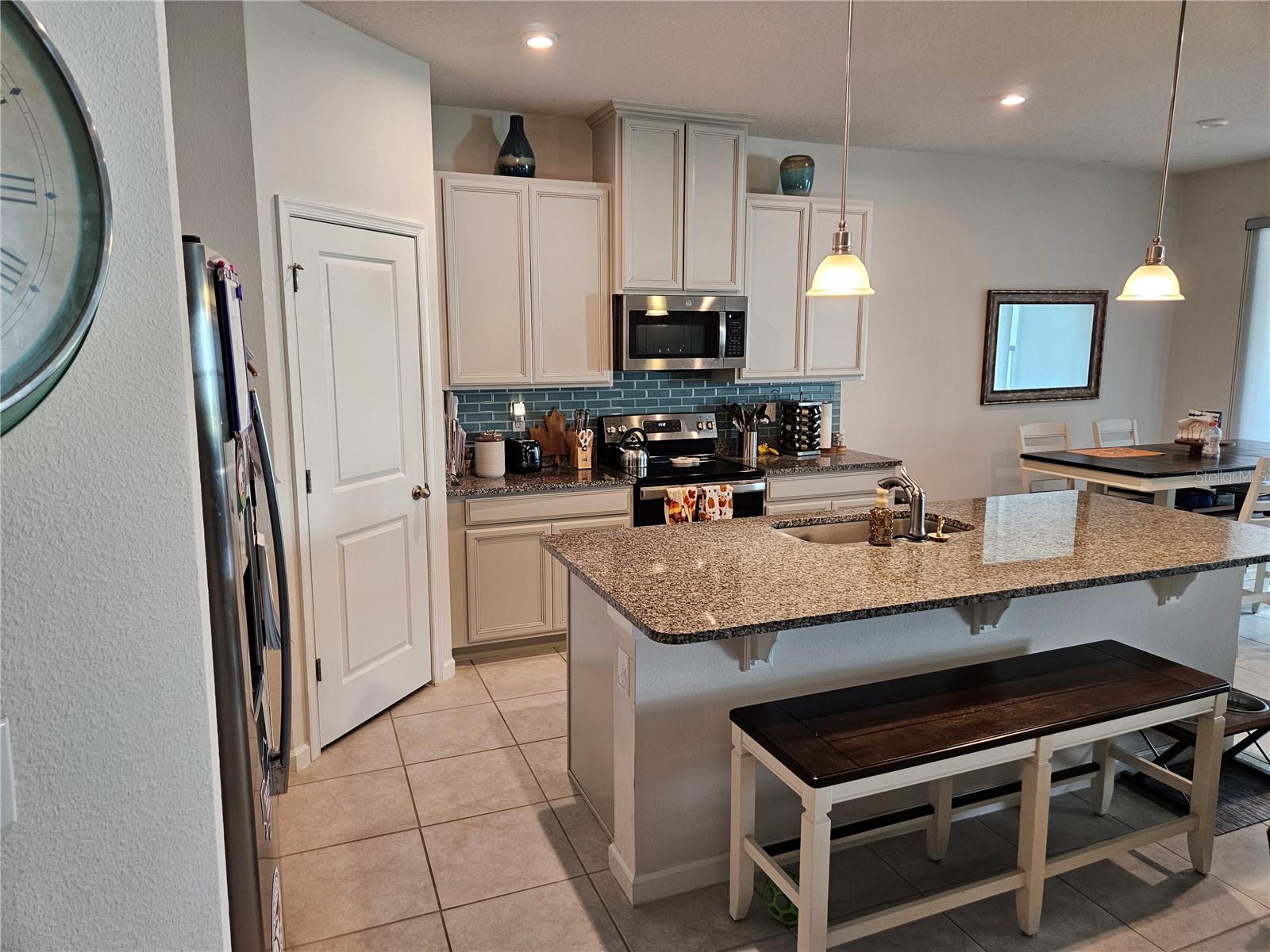 Image 11 of 41 For 692 Bloom Terrace