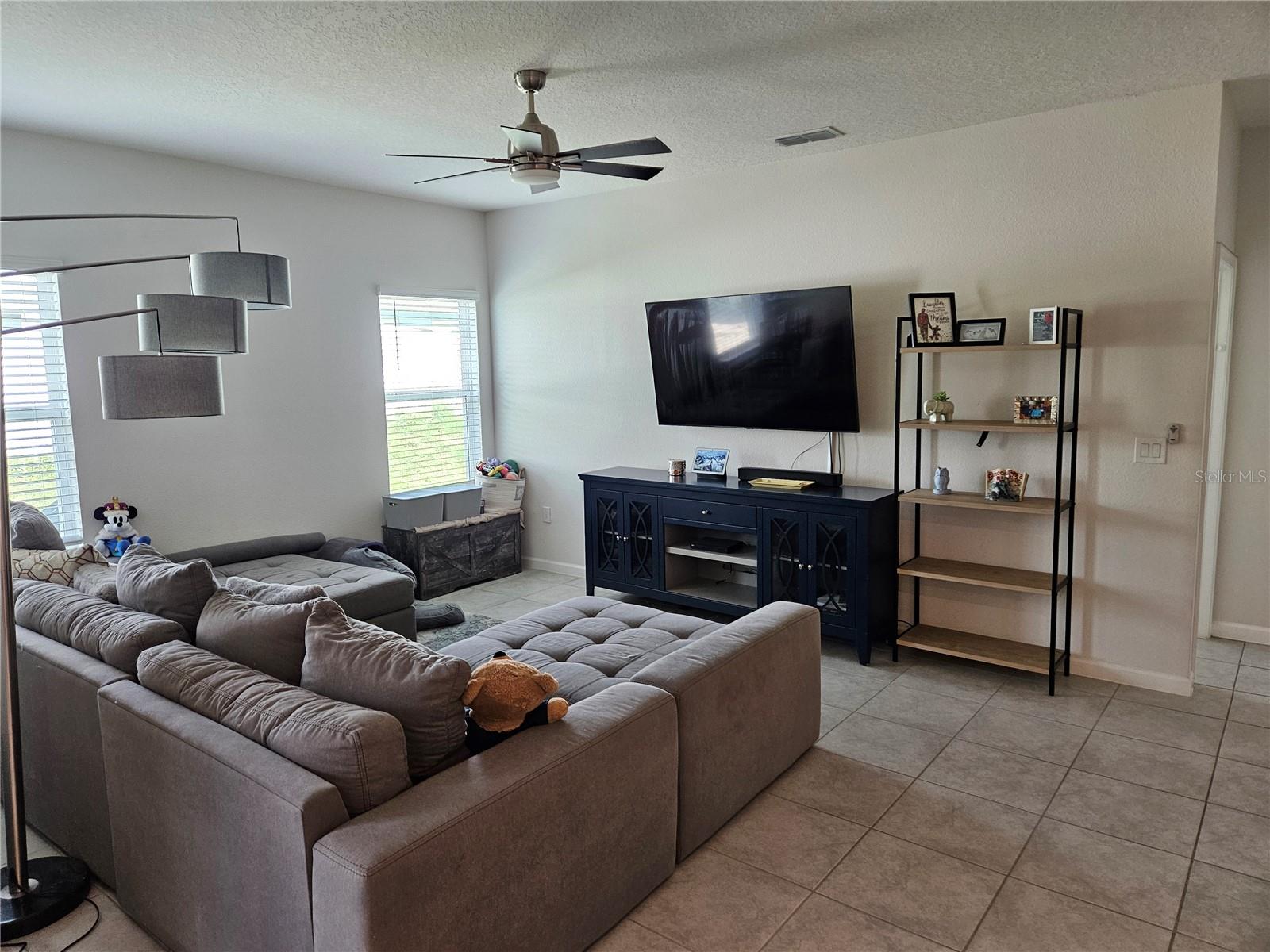 Image 14 of 41 For 692 Bloom Terrace