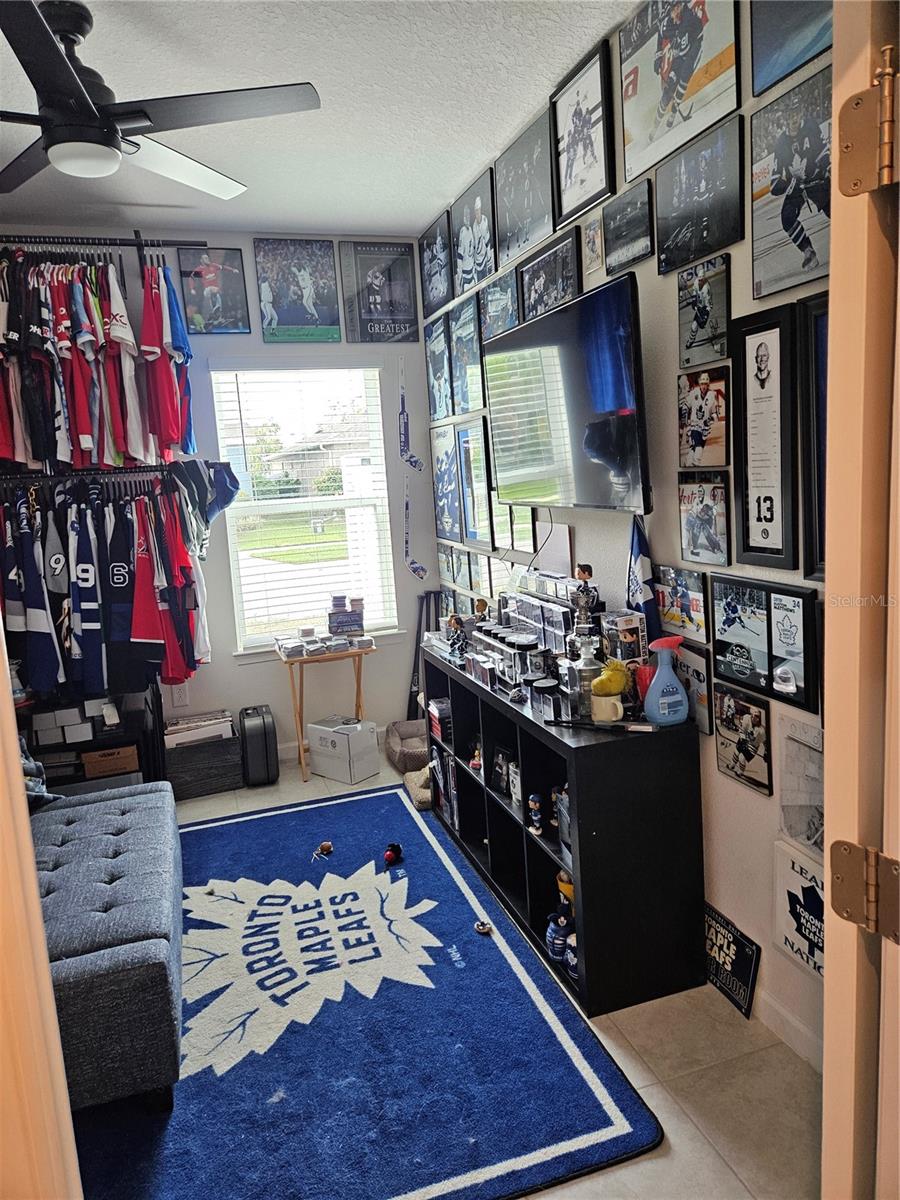 Image 23 of 41 For 692 Bloom Terrace