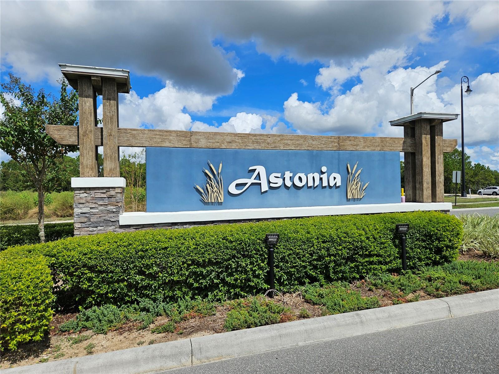 Image 36 of 41 For 692 Bloom Terrace