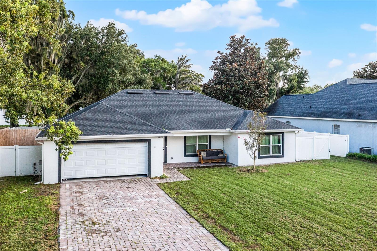 Image 18 of 23 For 4204 Arbor Oaks Court