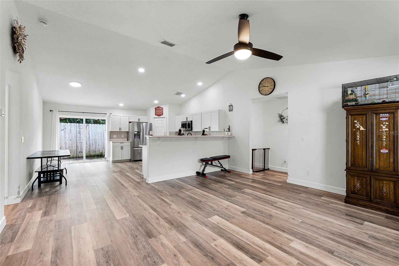 Image 4 of 23 For 4204 Arbor Oaks Court
