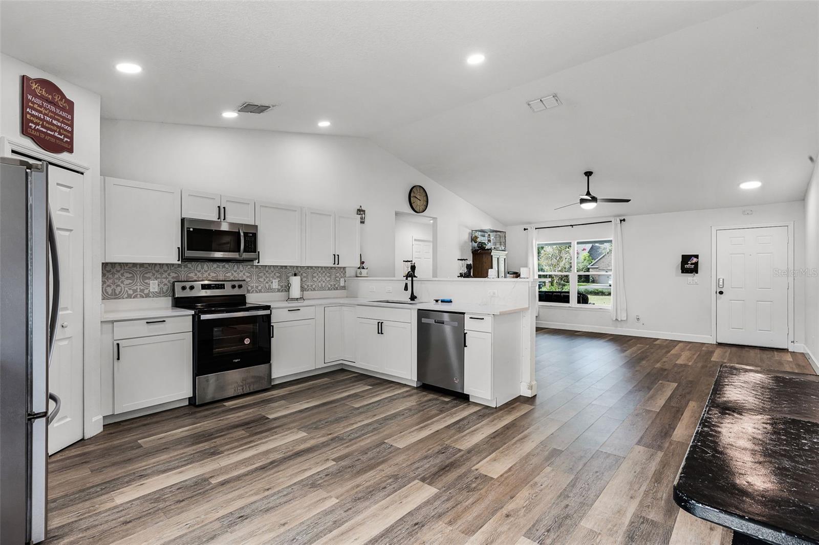 Image 6 of 23 For 4204 Arbor Oaks Court