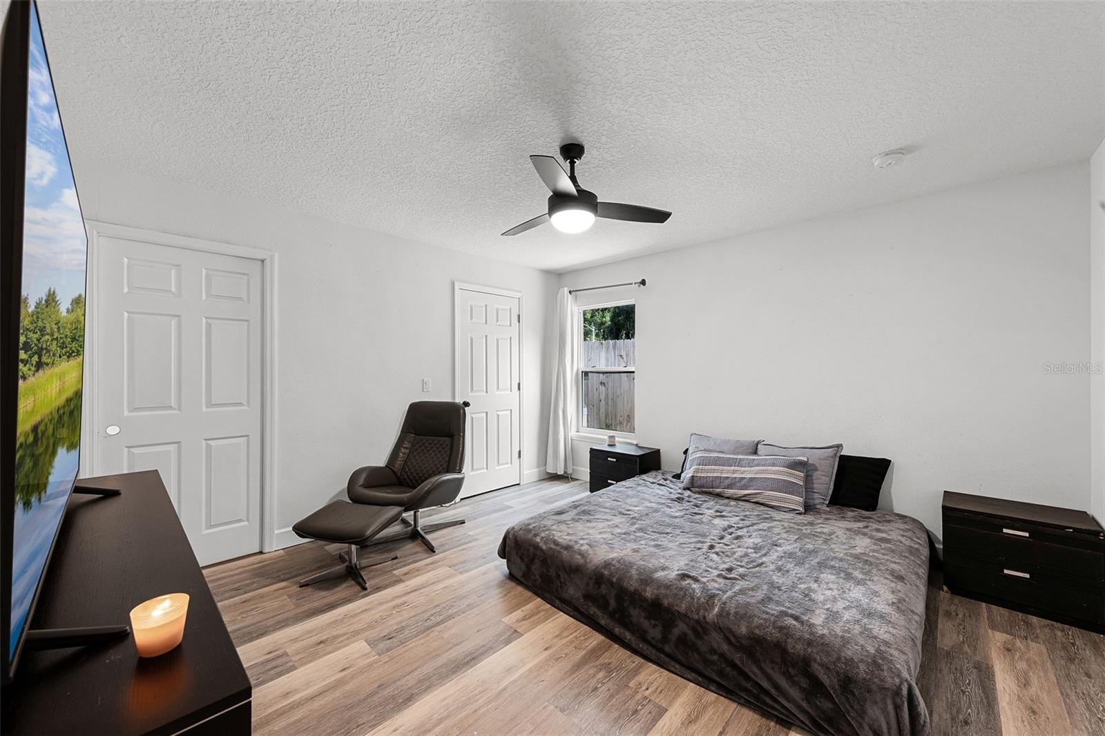 Image 8 of 23 For 4204 Arbor Oaks Court