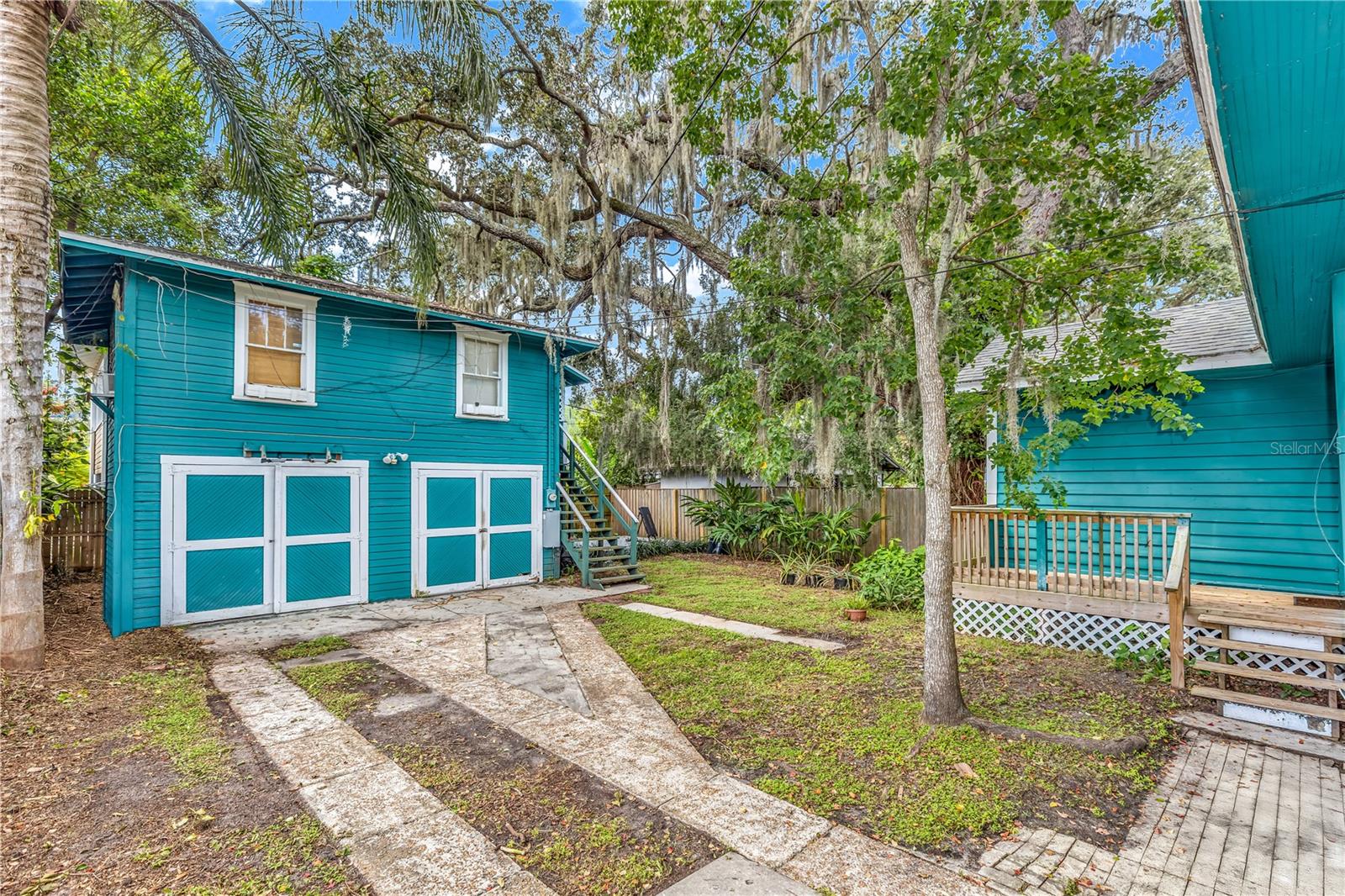 Image 38 of 43 For 812 Harwood Street