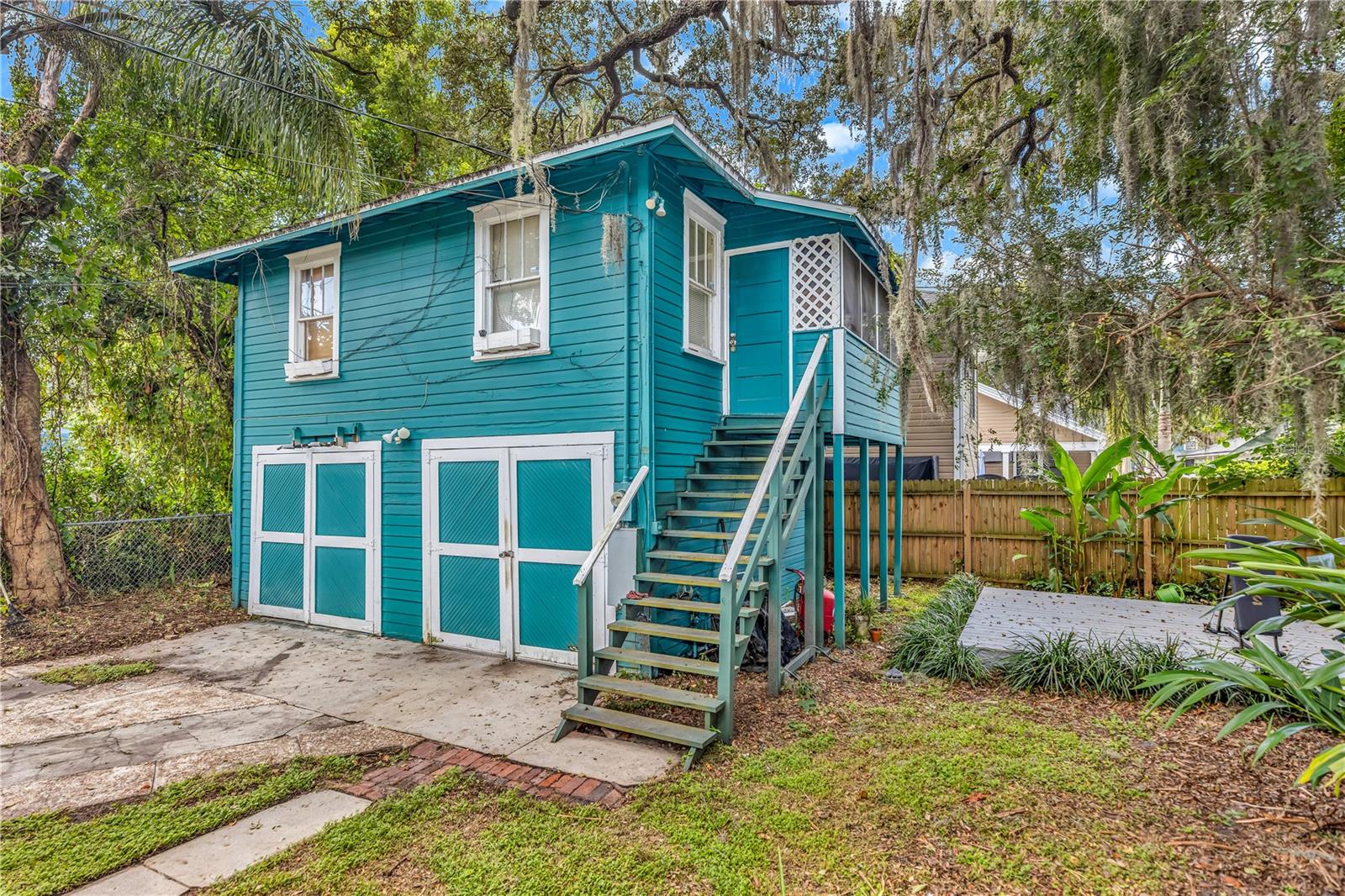 Image 39 of 43 For 812 Harwood Street