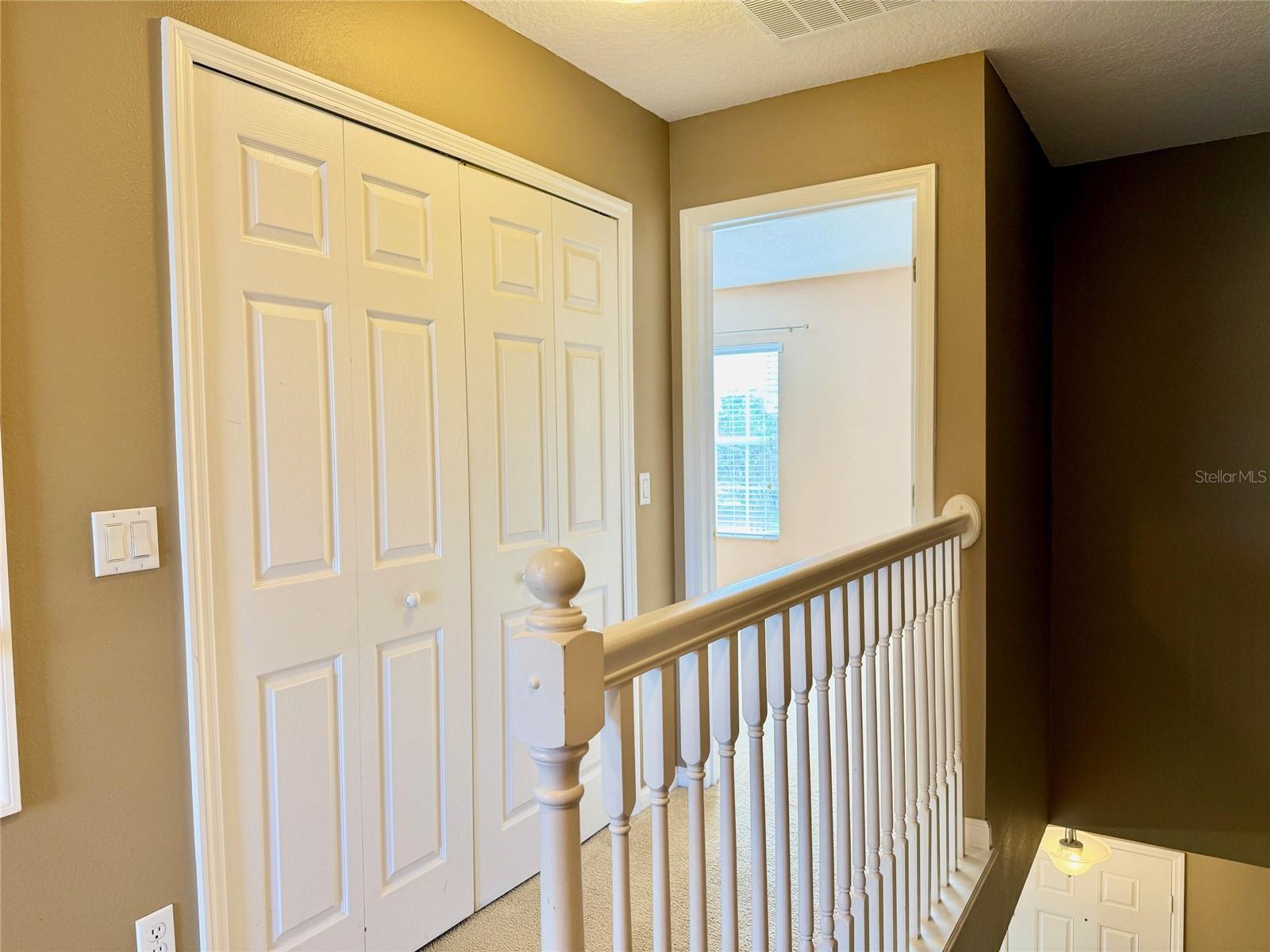 Image 12 of 34 For 16752 Cedar Crest Drive