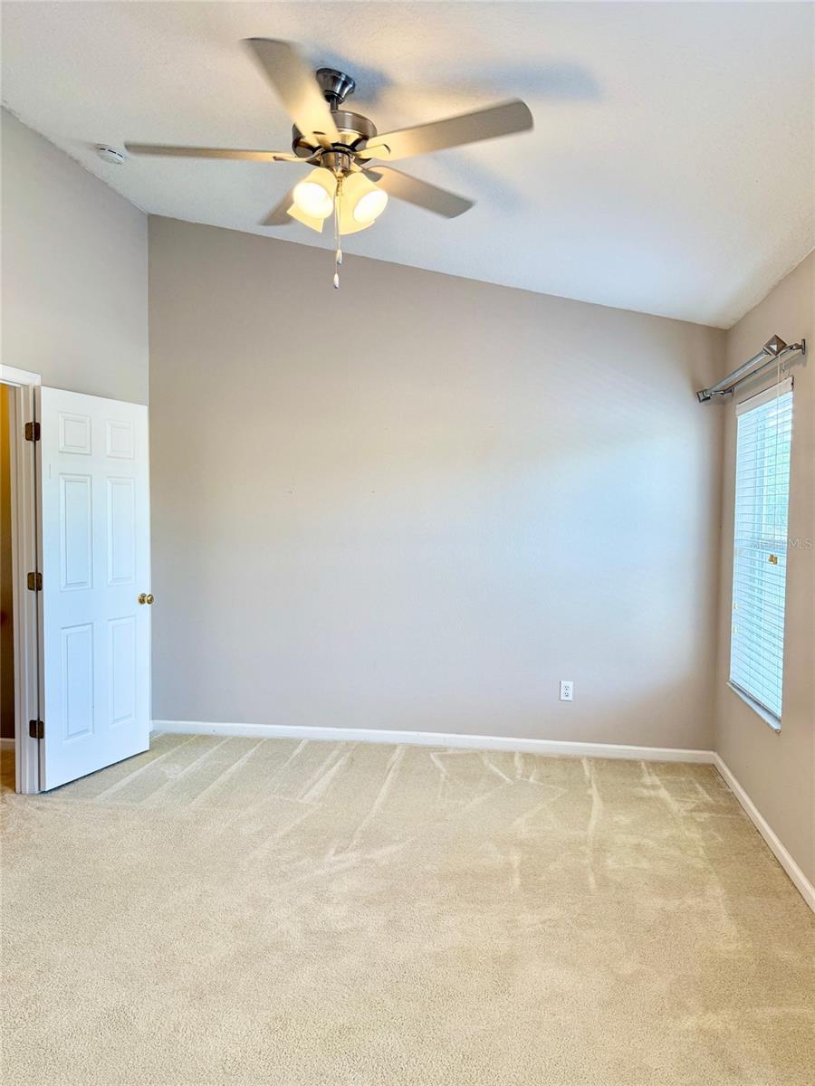 Image 15 of 34 For 16752 Cedar Crest Drive