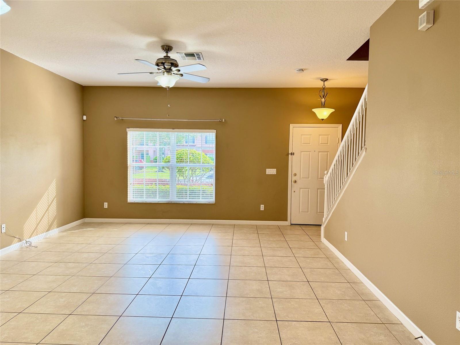 Image 5 of 34 For 16752 Cedar Crest Drive