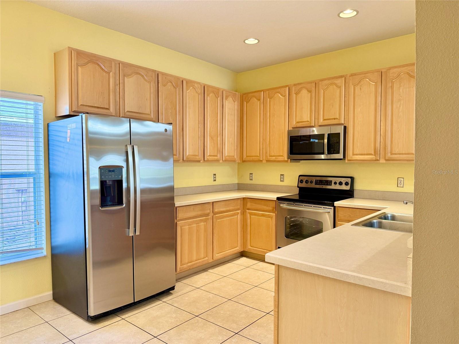 Image 7 of 34 For 16752 Cedar Crest Drive