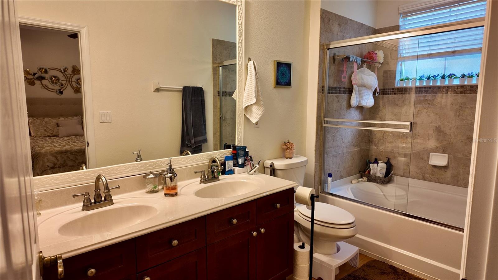 Image 27 of 50 For 11565 Mizzon Drive 208