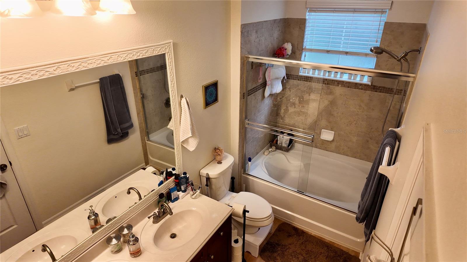 Image 28 of 50 For 11565 Mizzon Drive 208