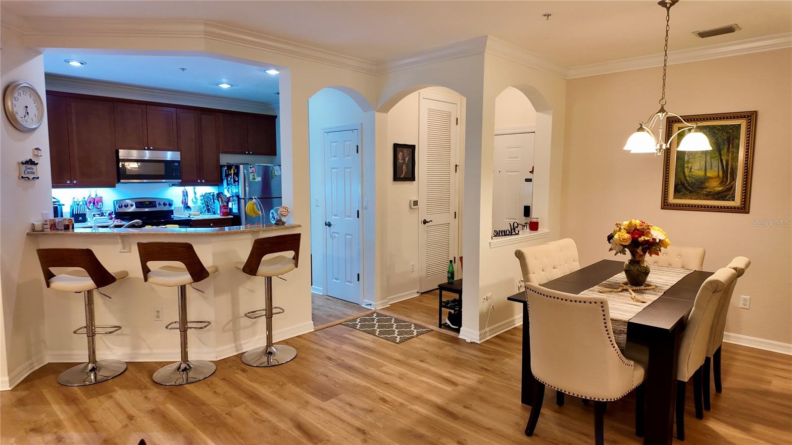 Image 33 of 50 For 11565 Mizzon Drive 208