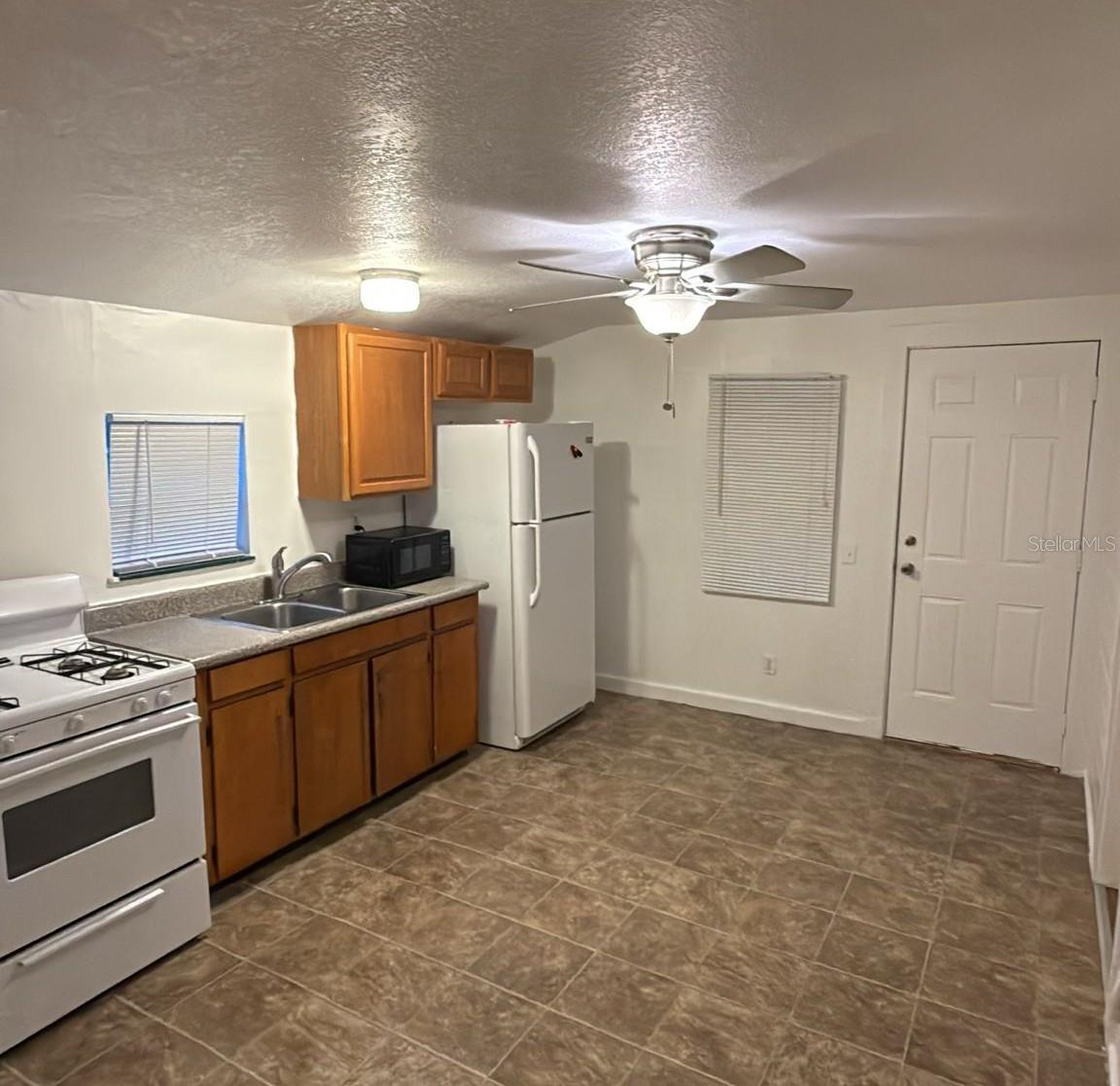 Image 3 of 19 For 131 Cottage Lane