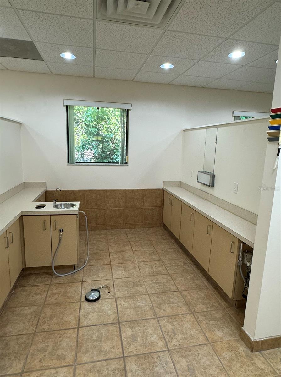 Image 23 of 48 For 4031 43rd Street