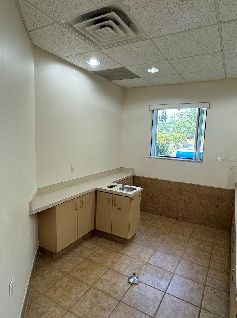 Image 27 of 48 For 4031 43rd Street