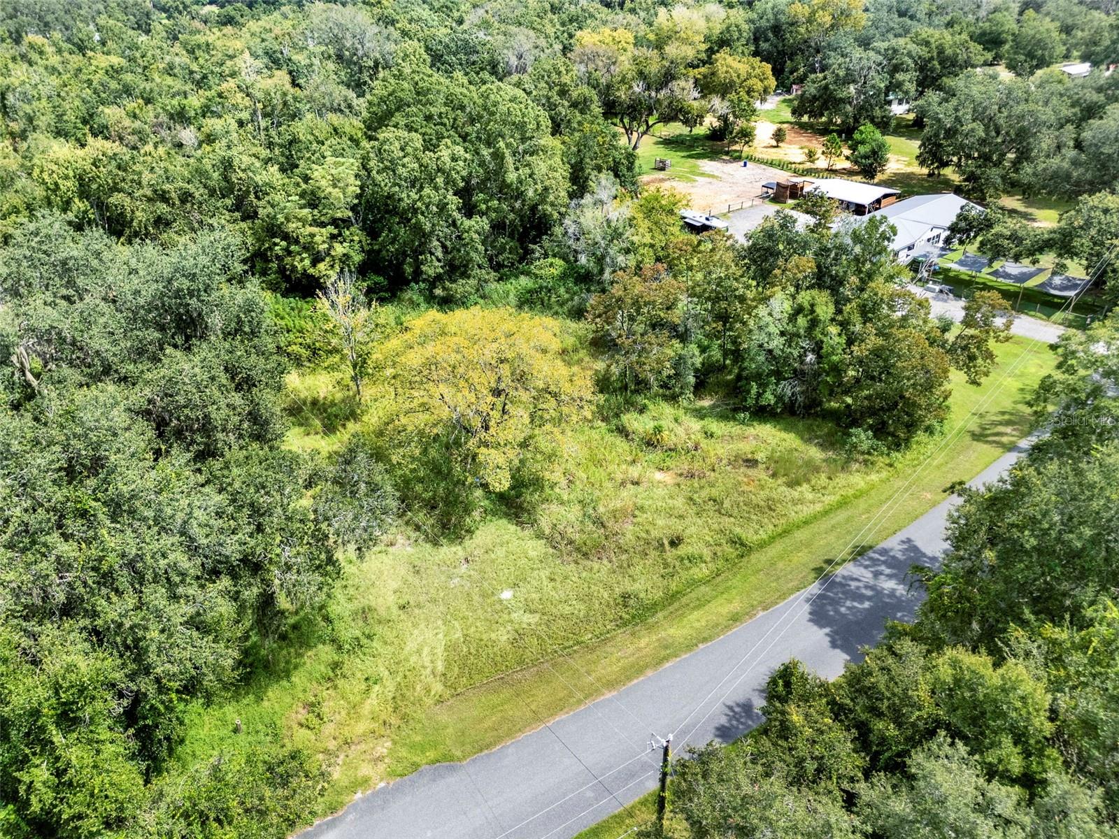 Image 19 of 22 For 15325 Trousdale Street