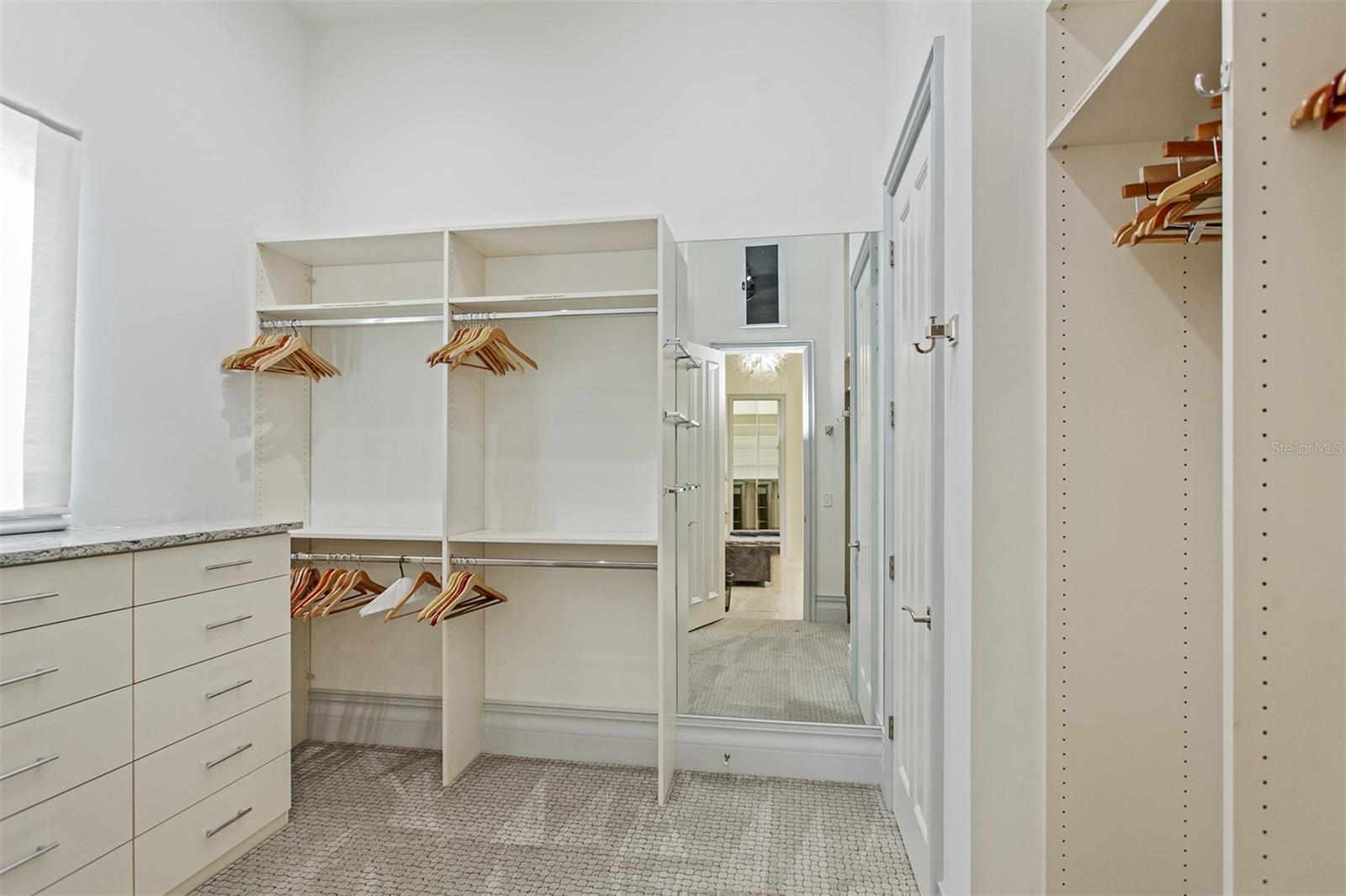 Image 20 of 45 For 10372 Kensington Shore Drive