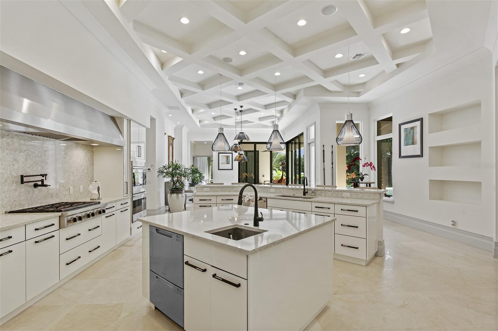 Image 6 of 45 For 10372 Kensington Shore Drive