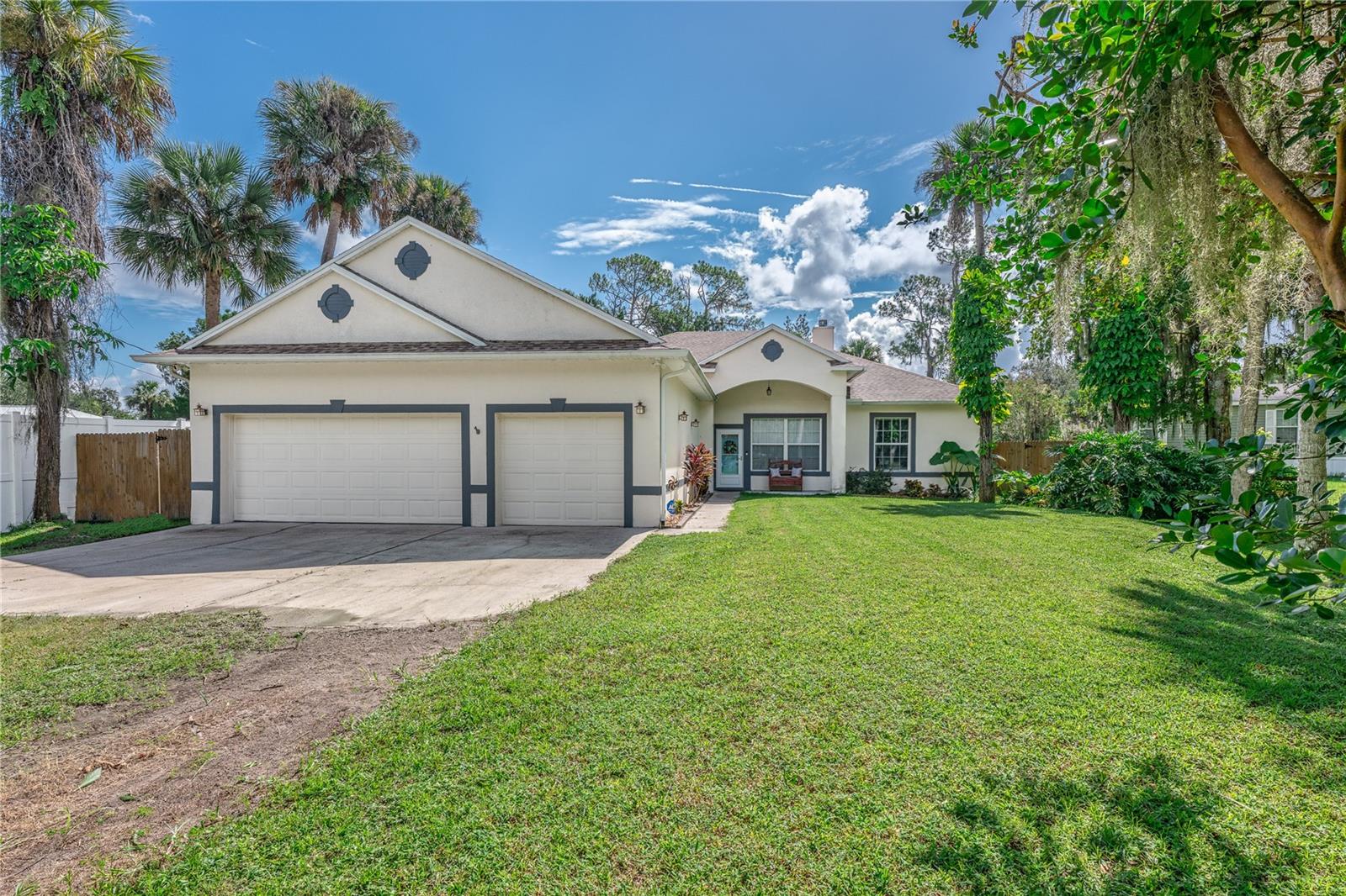 Details for 113 Jane Creek, GENEVA, FL 32732