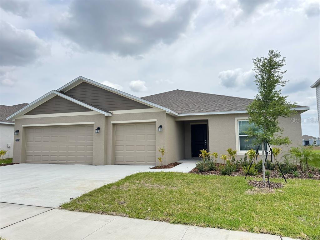 Details for 2073 Lasso Loop, EAGLE LAKE, FL 33839