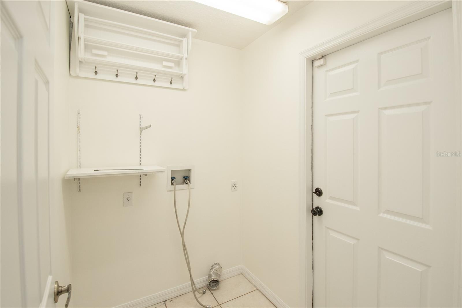 Image 15 of 17 For 4828 Jeanette Court