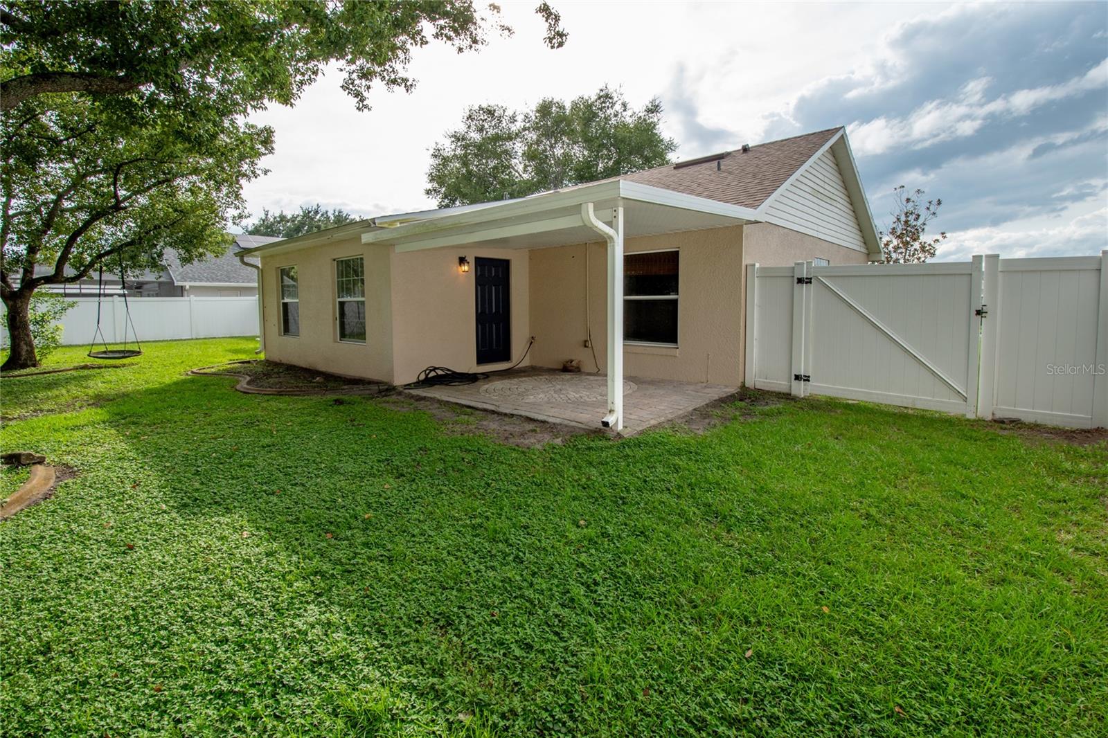 Image 16 of 17 For 4828 Jeanette Court