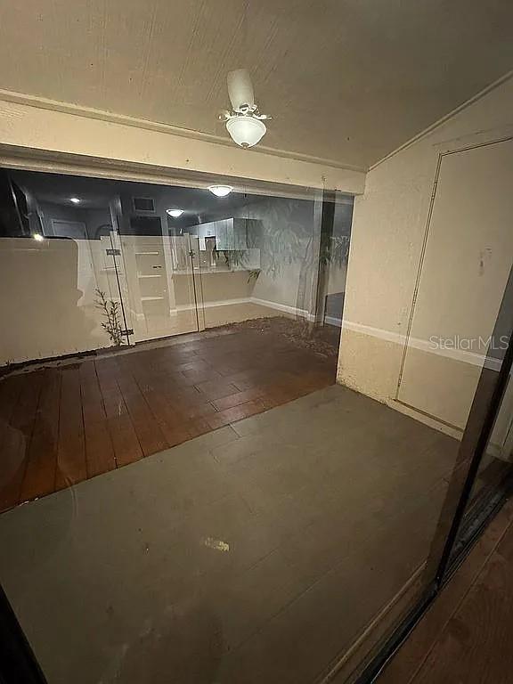 Image 4 of 44 For 5082 Ernst Court 33