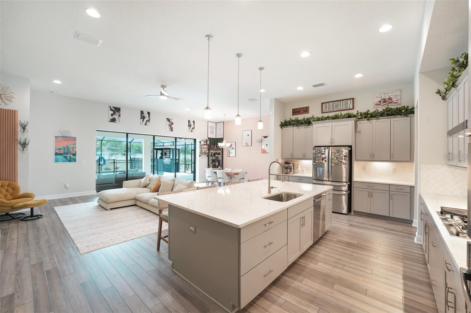 Image 13 of 62 For 13098 Wellspring Drive