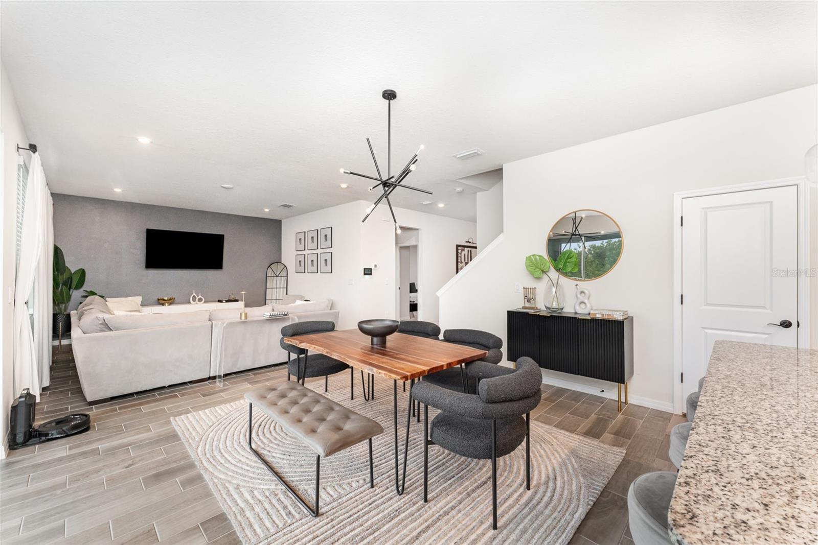Image 6 of 30 For 13532 Palmera Vista Drive