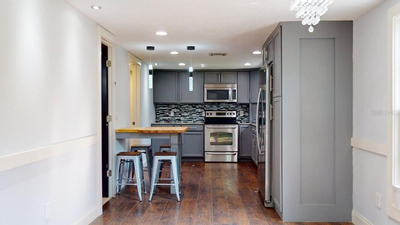 Image 27 of 27 For 2854 Bungalow Boulevard