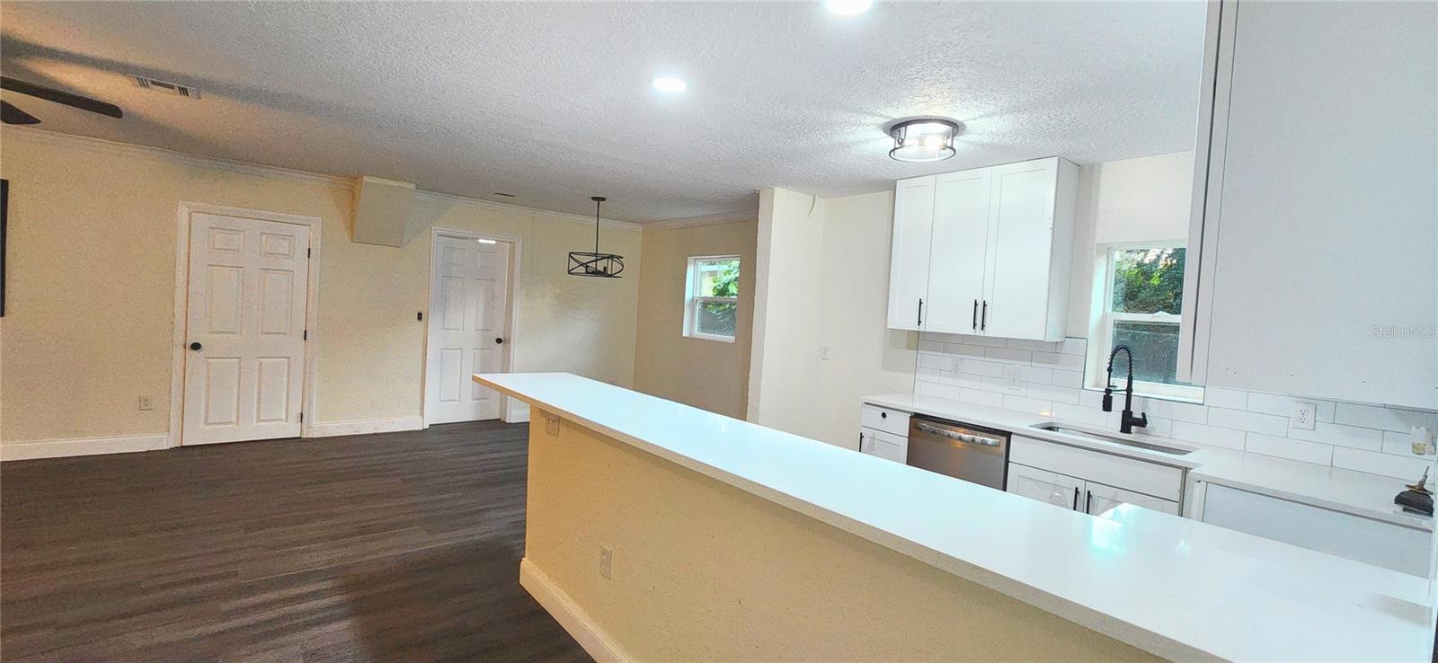 Image 4 of 4 For 2638 Myrtle Avenue