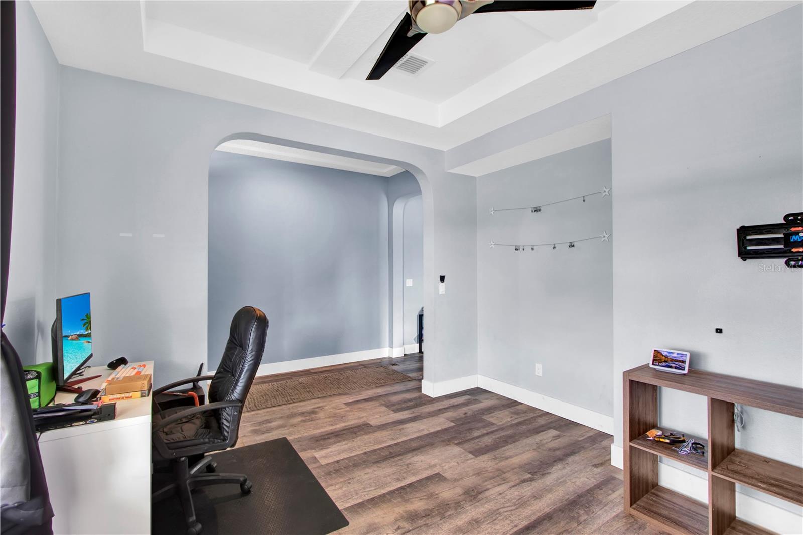 Image 11 of 31 For 1075 Wax Myrtle Avenue