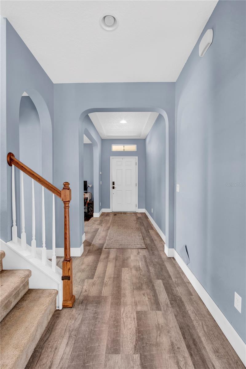 Image 2 of 31 For 1075 Wax Myrtle Avenue