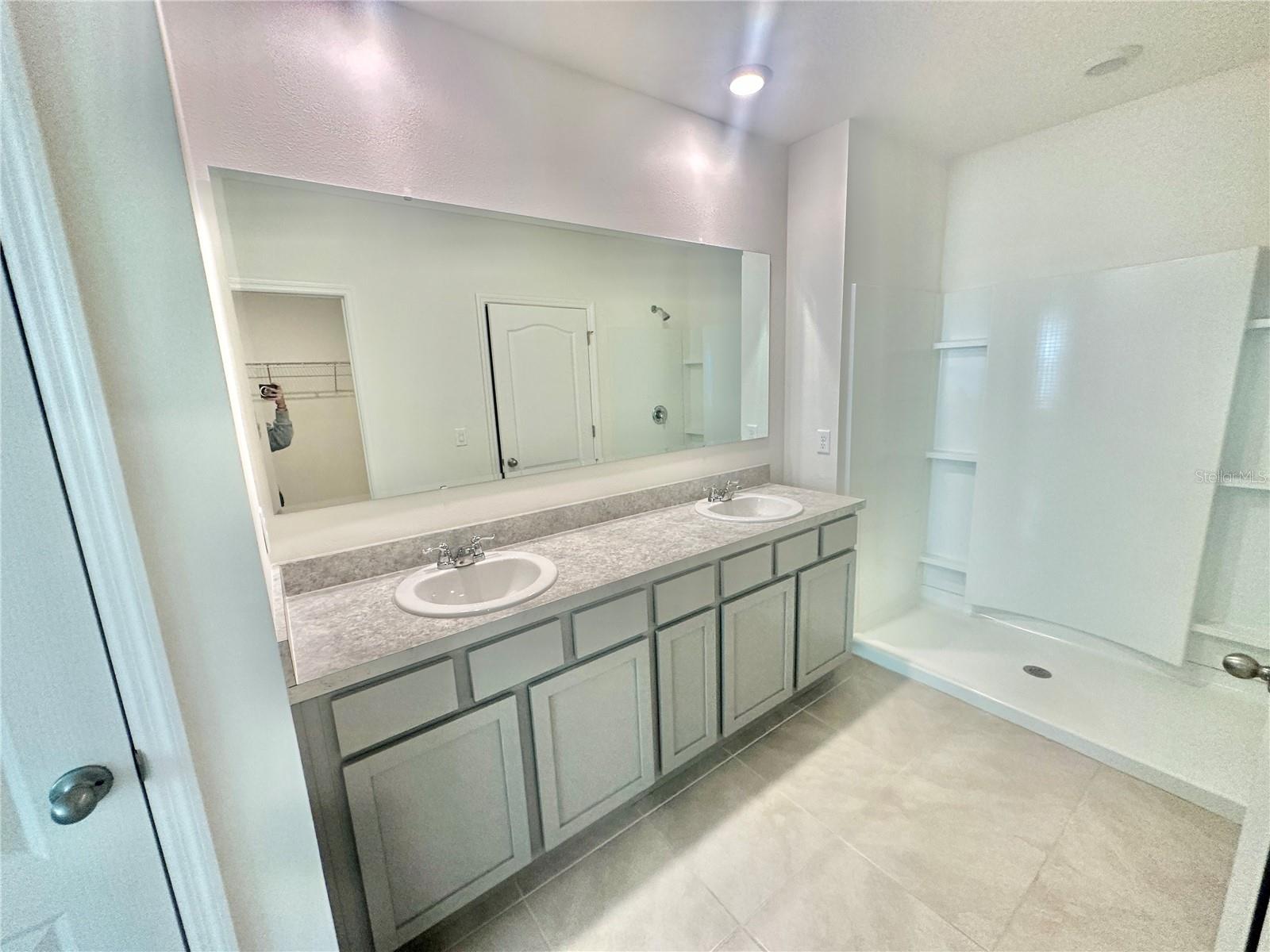 Image 17 of 23 For 838 August Sky Drive