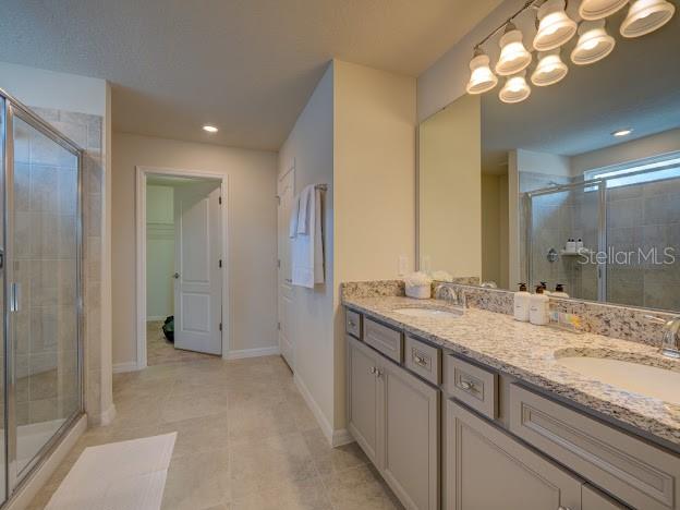 Image 17 of 20 For 7312 Oakmoss Loop