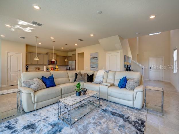 Image 9 of 20 For 7312 Oakmoss Loop