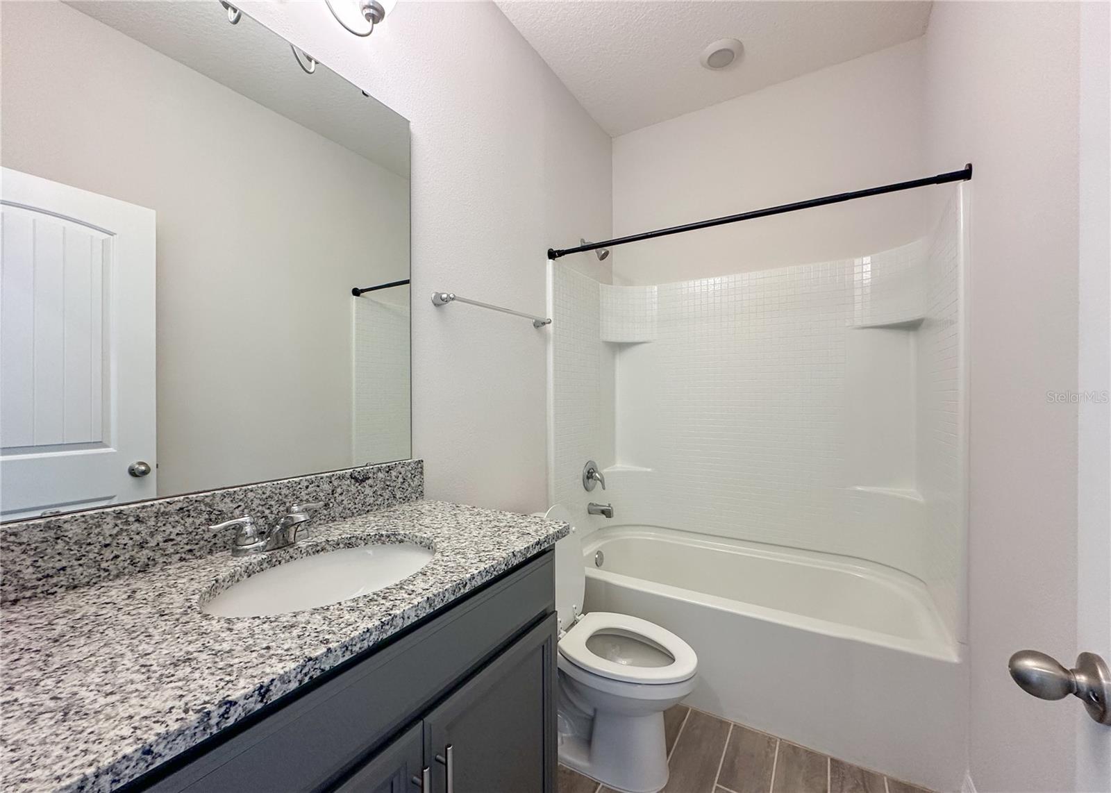 Image 37 of 41 For 14413 Bayuk Way
