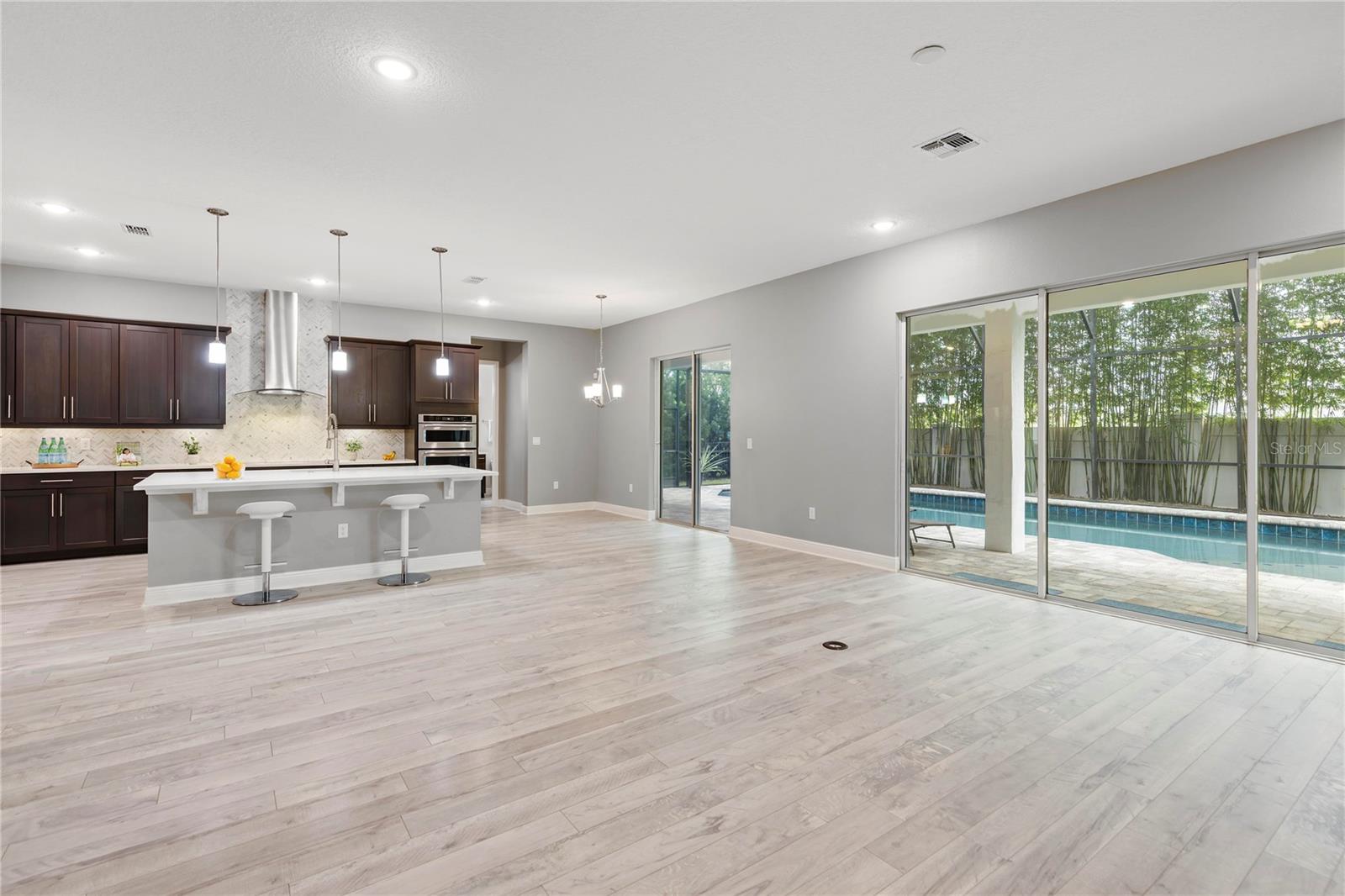 Image 19 of 50 For 8066 Ludington Circle